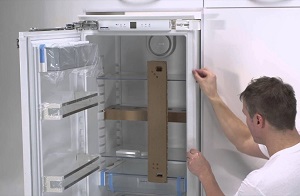 Установка встраиваемого холодильника в Тольятти